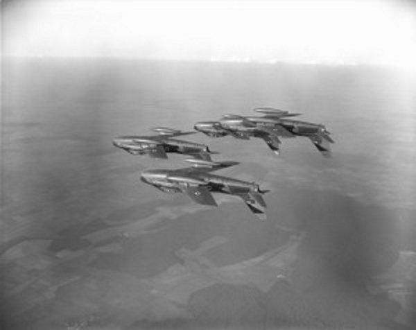 pl82888.jpg