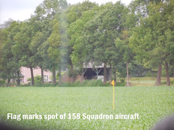 flag158sqn.jpg