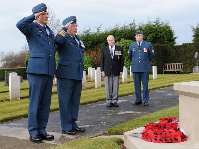 dishforth_cenotaph_salute.jpg